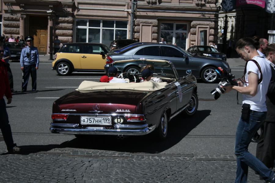 Mercedes-Benz SE 1961 года  (фото 3 из 23)